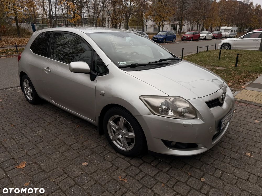 Toyota Auris - 11