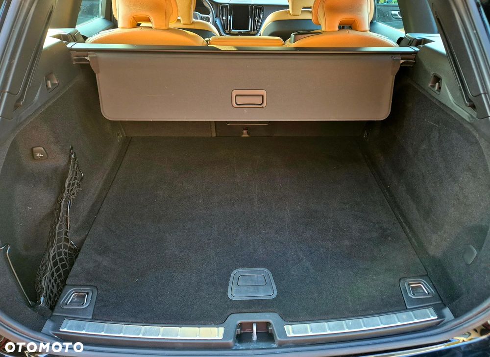 Volvo XC 60 D4 Momentum - 20