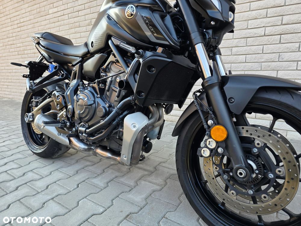 Yamaha MT - 15