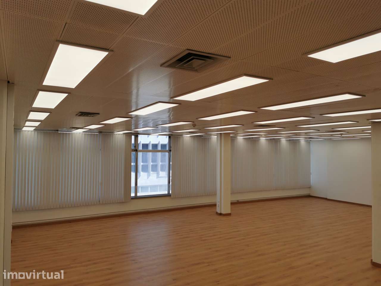 Sala de Escritórios 6101, em Setúbal de 74m2 - 11€/m2 - Grande imagem: 3/12