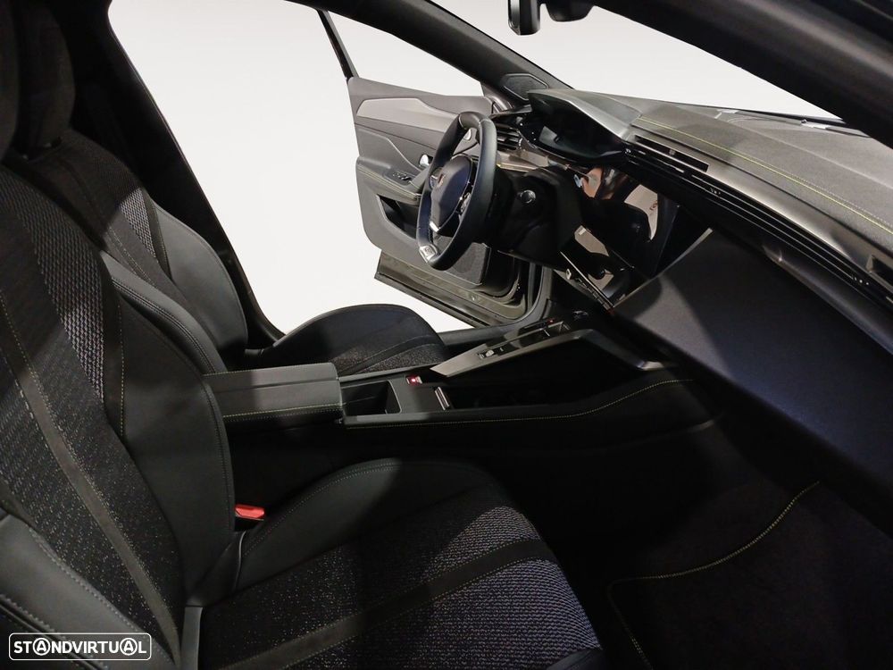 Peugeot E-408 58 kWh GT - 13