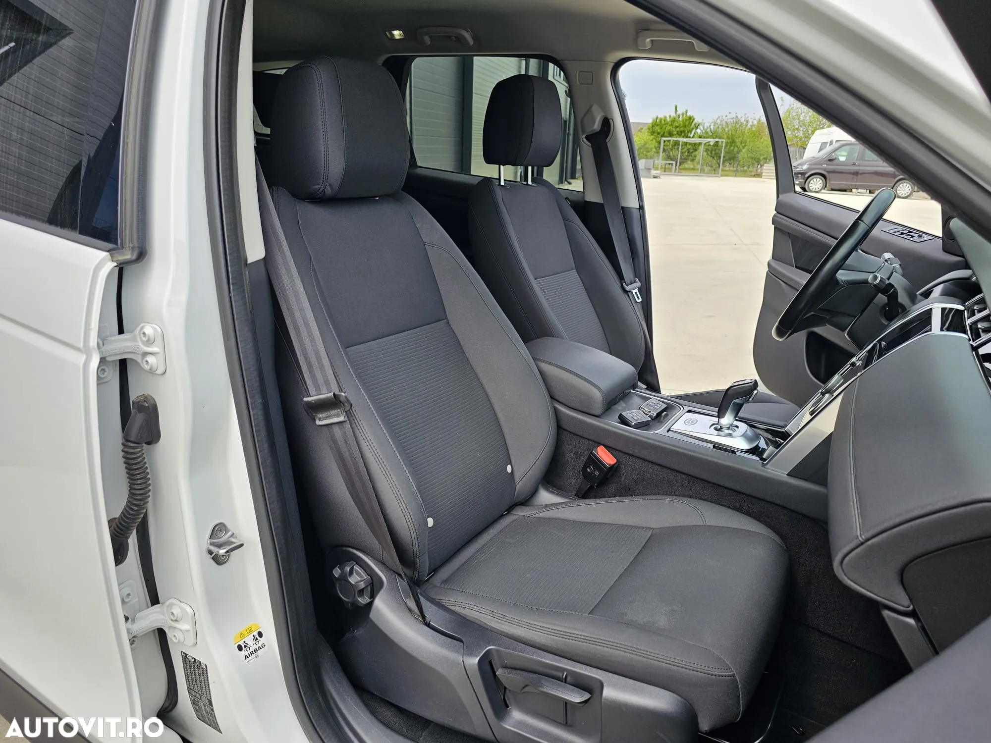 Land Rover Discovery Sport 2.0 D200 MHEV Urban Edition - 19