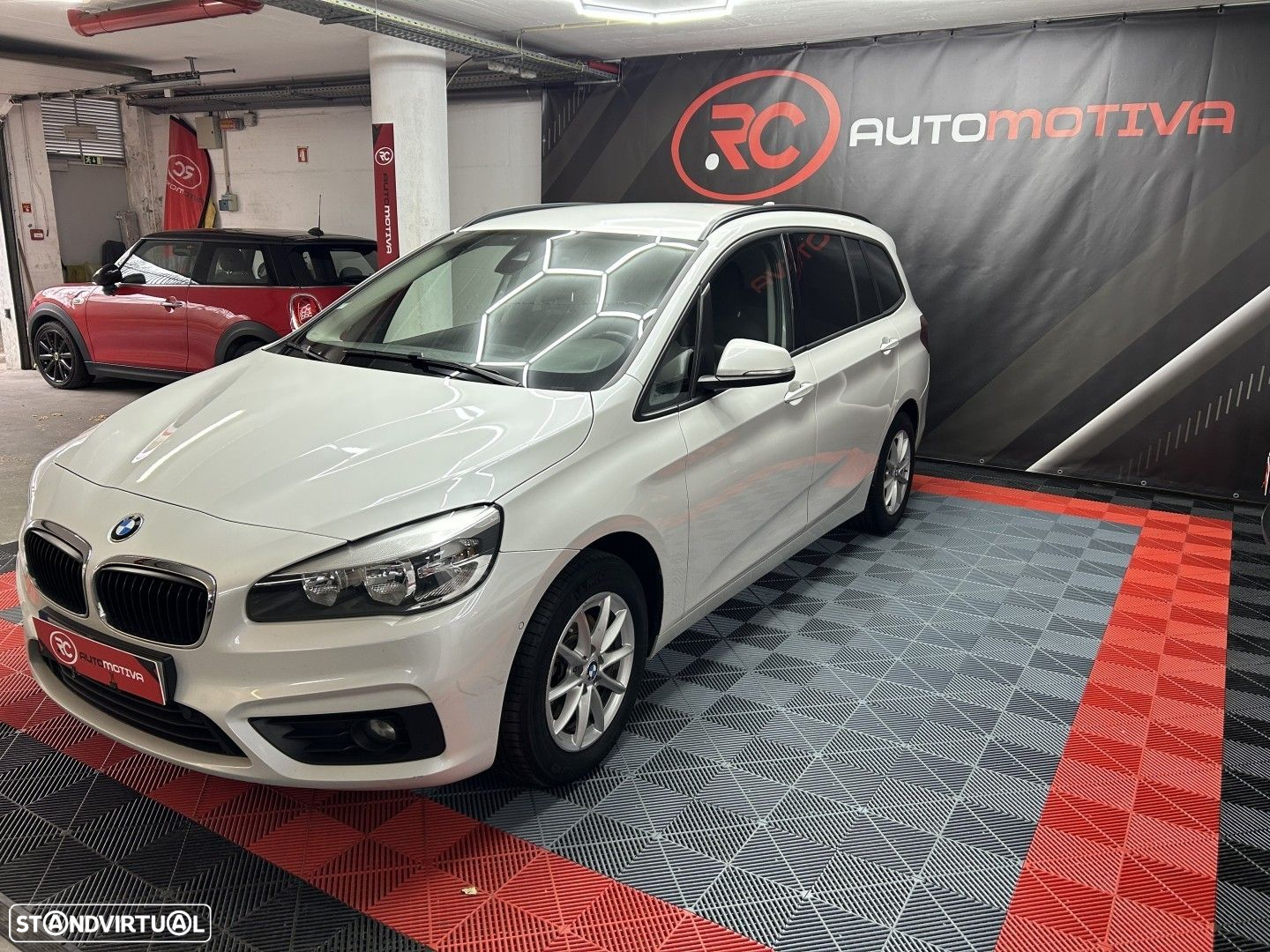 BMW 216 Gran Tourer d - 3