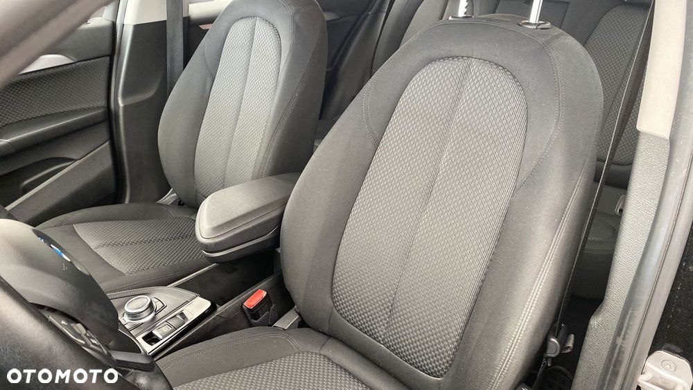BMW X2 xDrive25e Advantage - 11