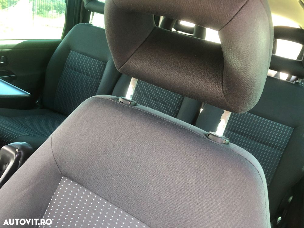 Volkswagen Sharan - 13