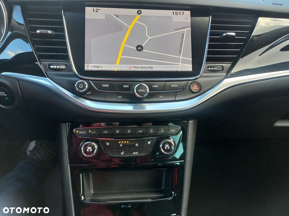 Opel Astra 1.6 CDTI Dynamic S&S - 25