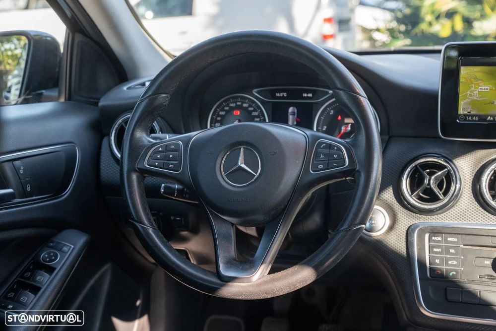 Mercedes-Benz A 180 d Fleet Pack Urban - 7