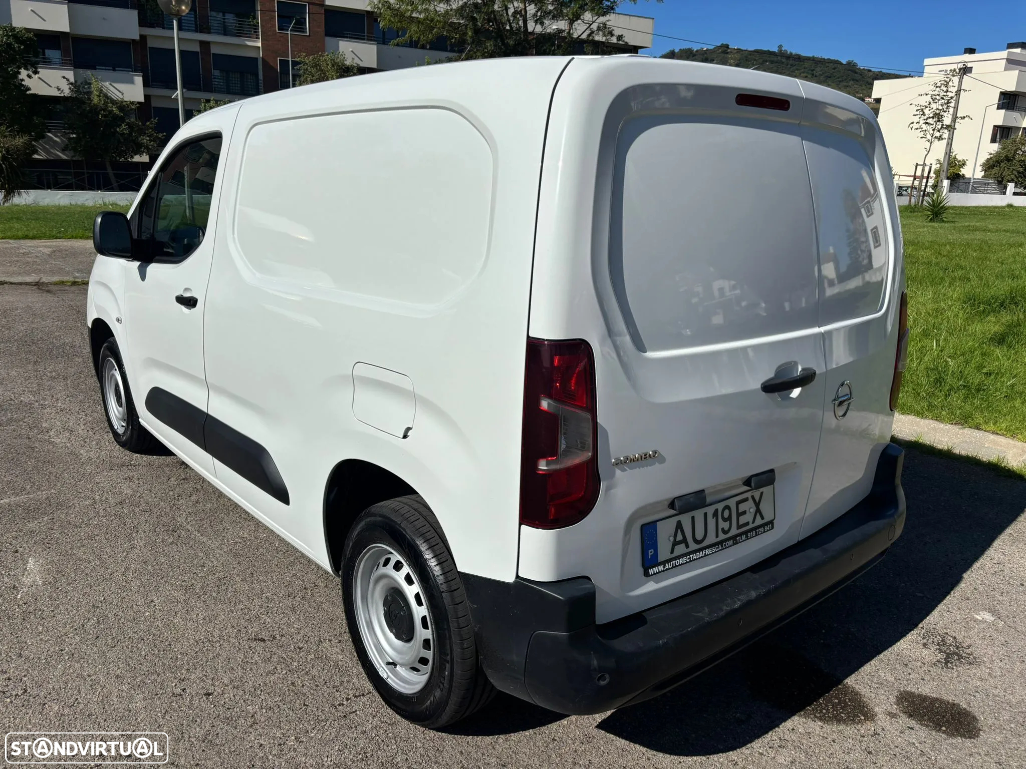 Opel COMBO 1.5 102cv 3 LUGARES - AC - IVA DEDUTÍVEL - 16