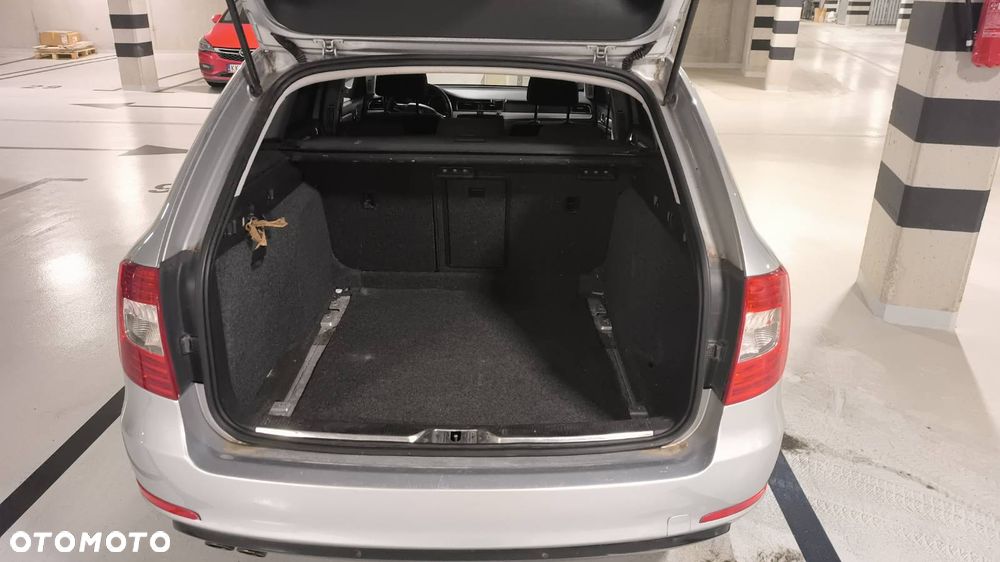 Skoda Superb 2.0 TDI Active - 6