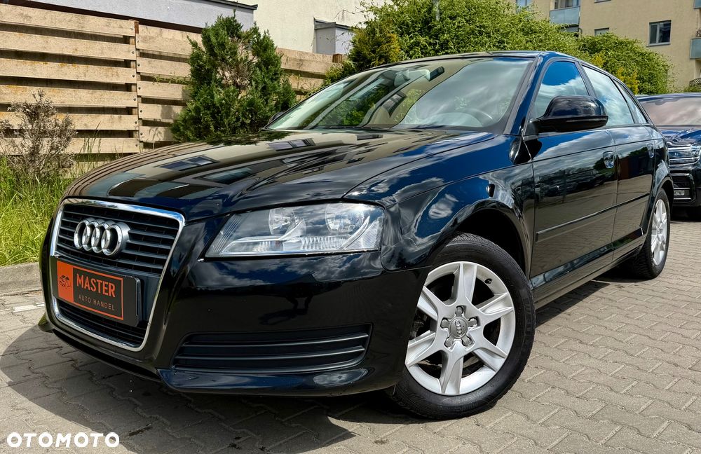 Audi A3 Sportback 1.6 Ambiente - 2