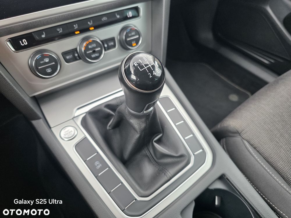 Volkswagen Passat 1.5 TSI EVO Highline - 20