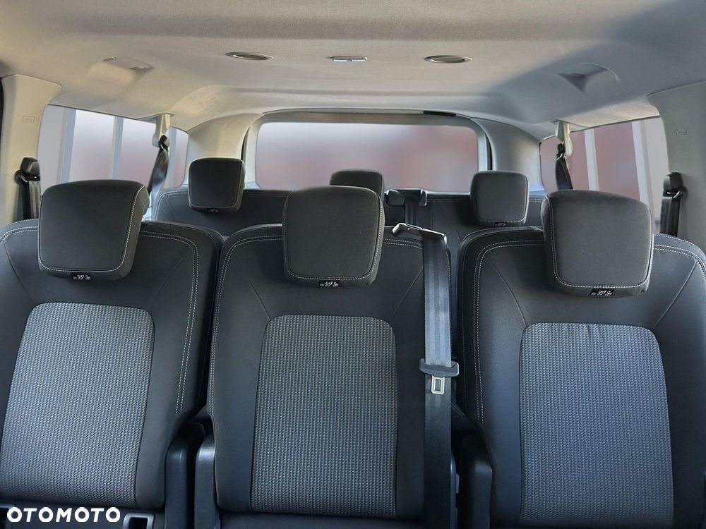 Volkswagen Caravelle 2.0 TDI L2 - 19