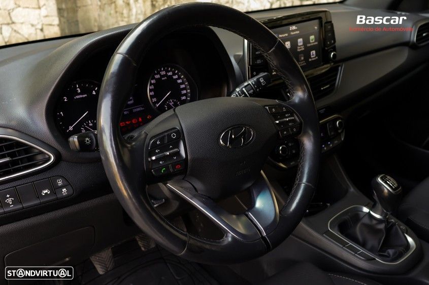 Hyundai i30 SW 1.6 CRDi Style+Navi - 17