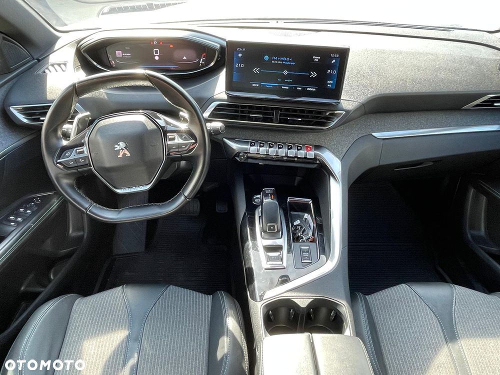 Peugeot 5008 BlueHDi 130 EAT8 Allure - 4