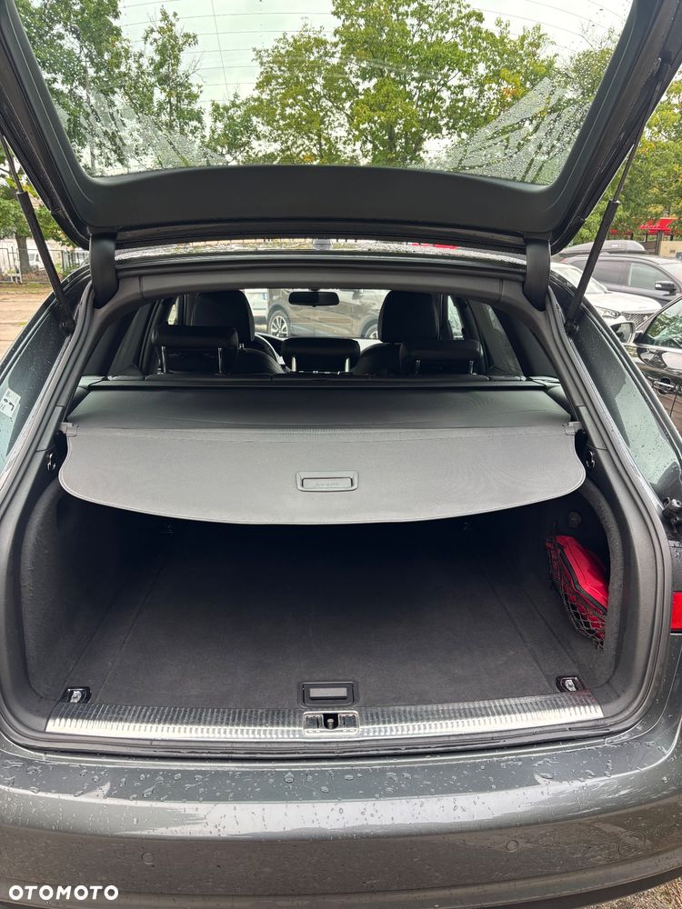 Audi A4 Avant 2.0 TDI DPF multitronic S line Sportpaket - 16