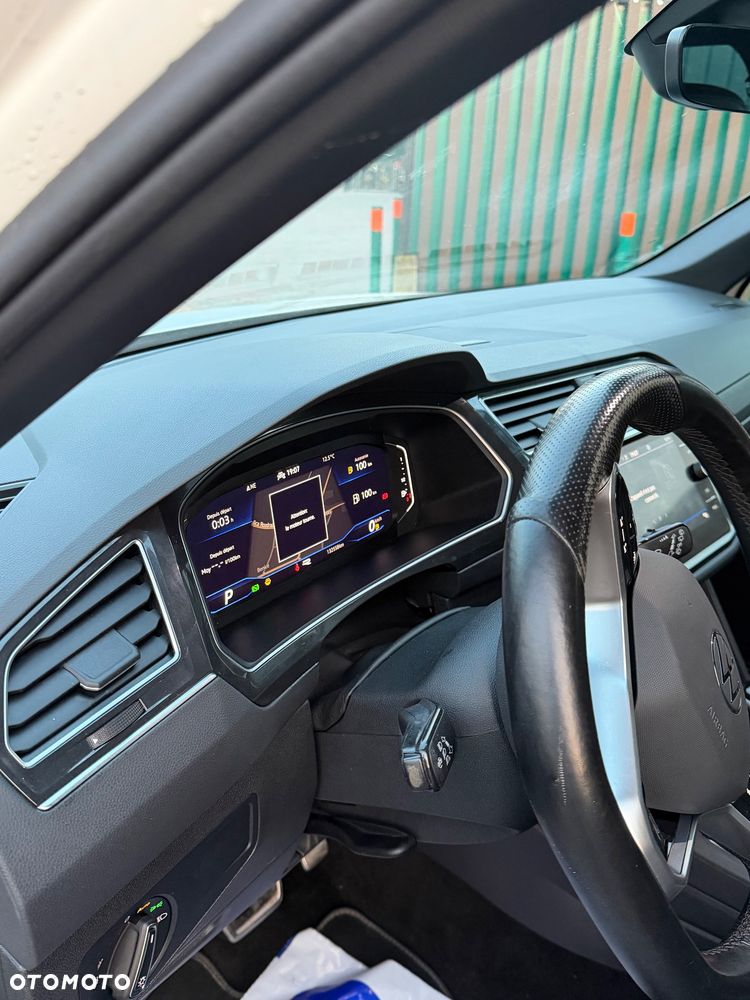 Volkswagen Tiguan 2.0 TDI SCR DSG R-Line - 17