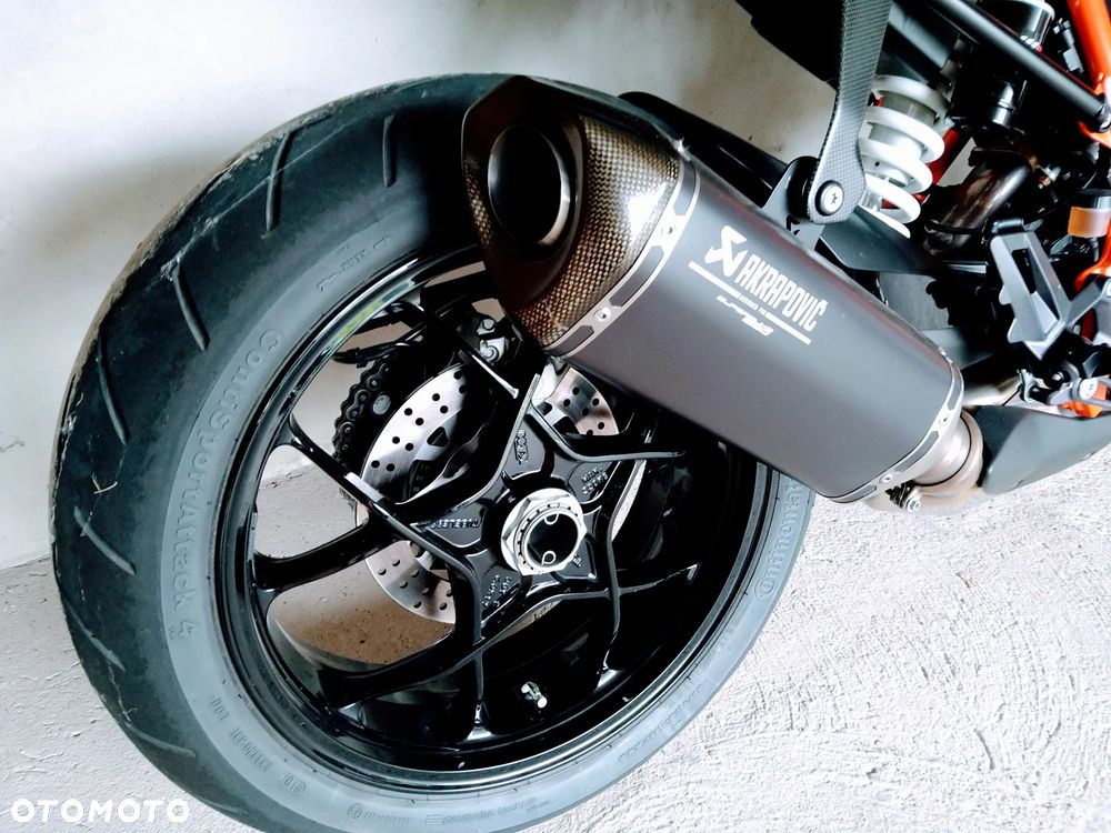 KTM Super Duke - 11