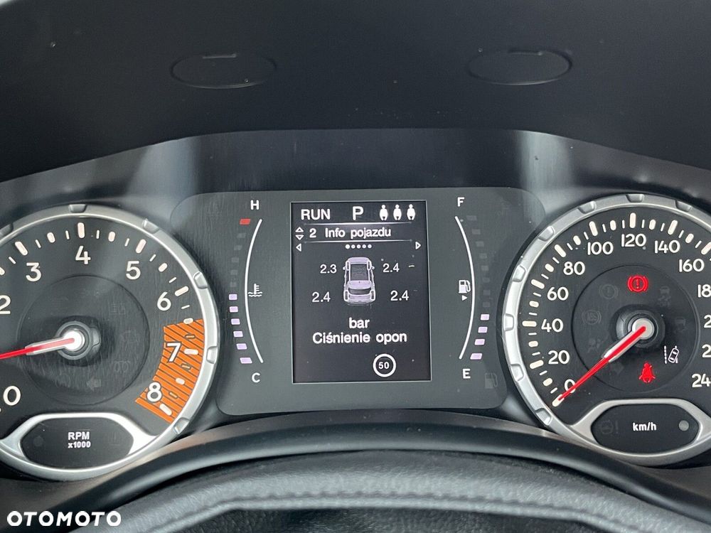 Jeep Renegade - 30