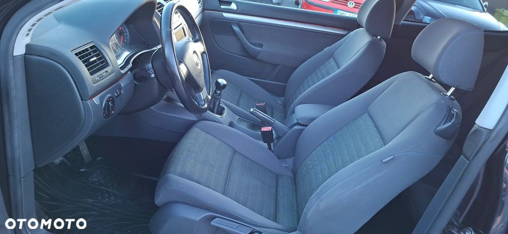 Volkswagen Golf 1.6 Goal - 24