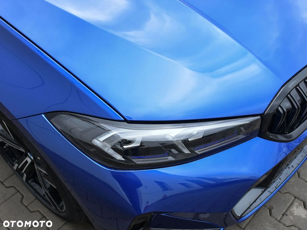 BMW Seria 3 320i xDrive - 11