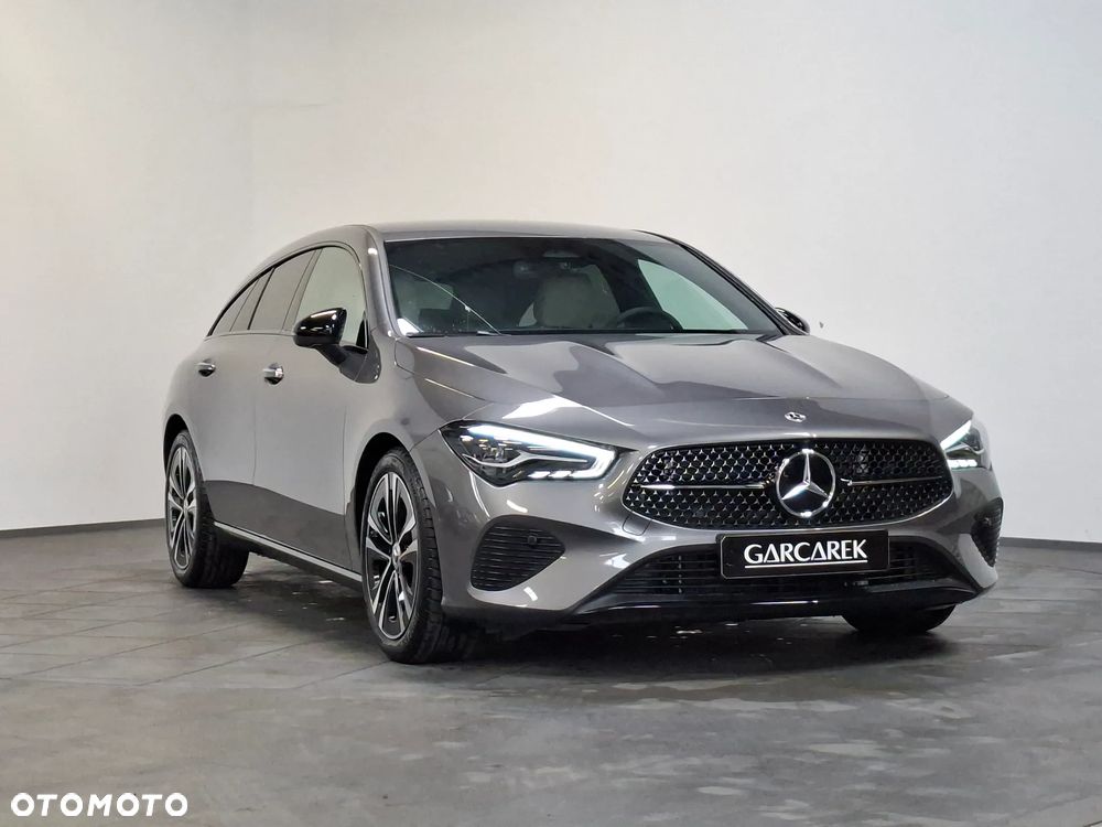 Mercedes-Benz CLA 200 Progressive 7G-DCT - 2