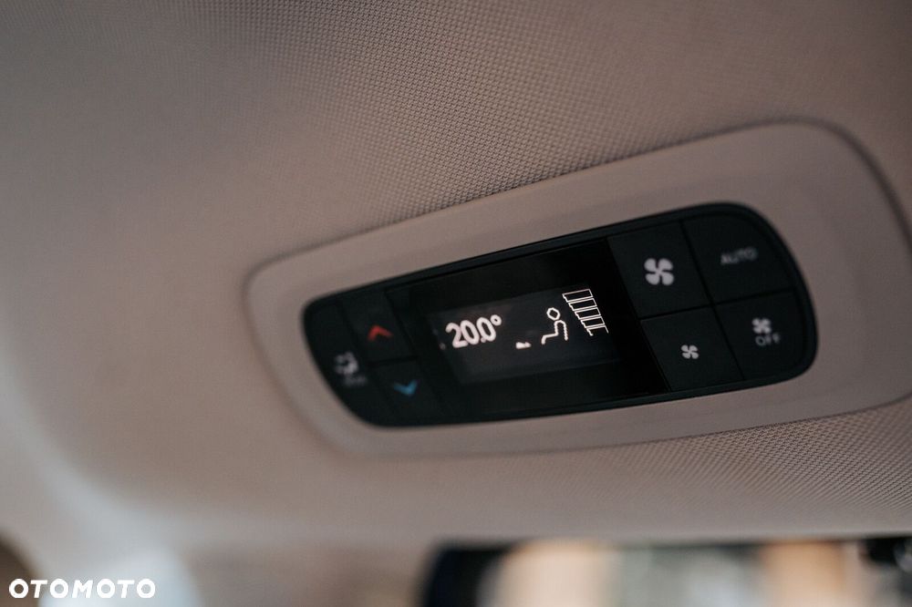 Chrysler Pacifica - 27