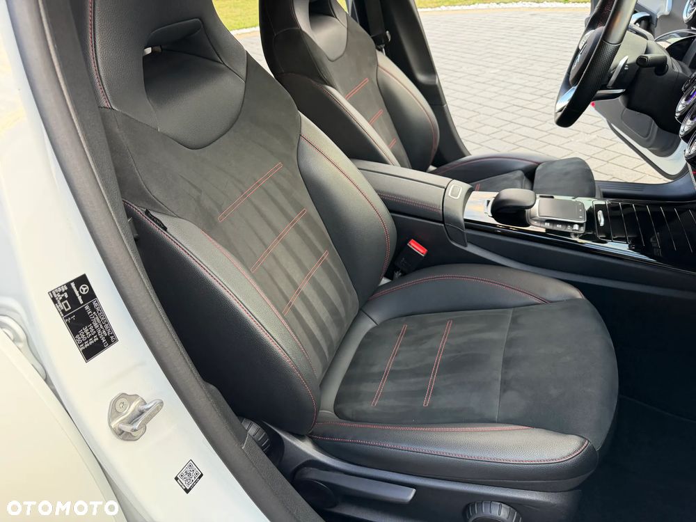 Mercedes-Benz Klasa A 200 4-Matic AMG Line 8G-DCT - 24