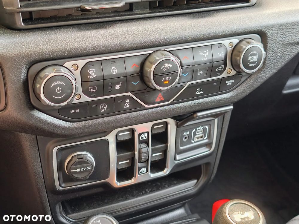 Jeep Wrangler Unlimited GME 2.0 Turbo Sahara - 20