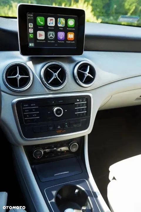 Mercedes-Benz CLA 250 7G-DCT - 8