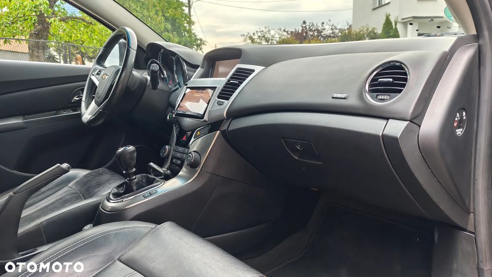 Chevrolet Cruze 1.4T LTZ+ - 26
