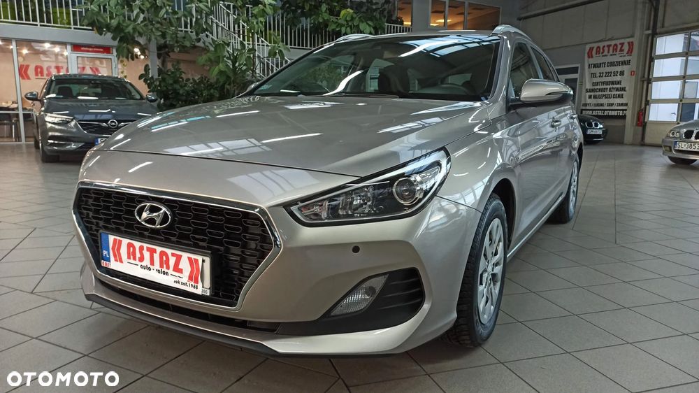 Hyundai i30 1.5 DPI Classic + - 6