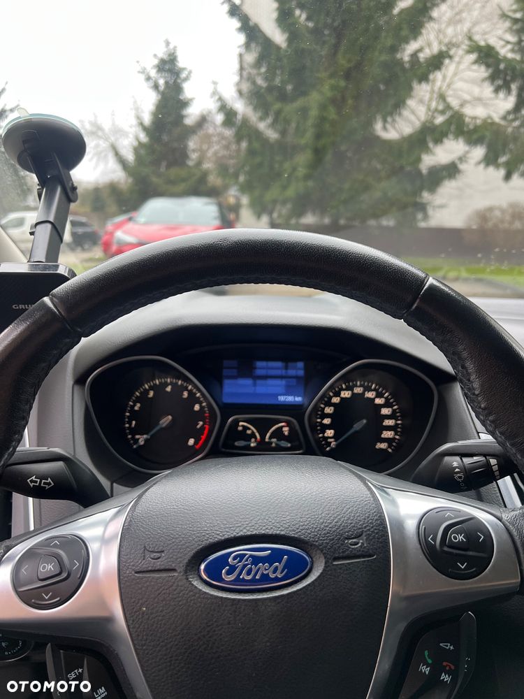 Ford Focus 1.0 EcoBoost Titanium - 30