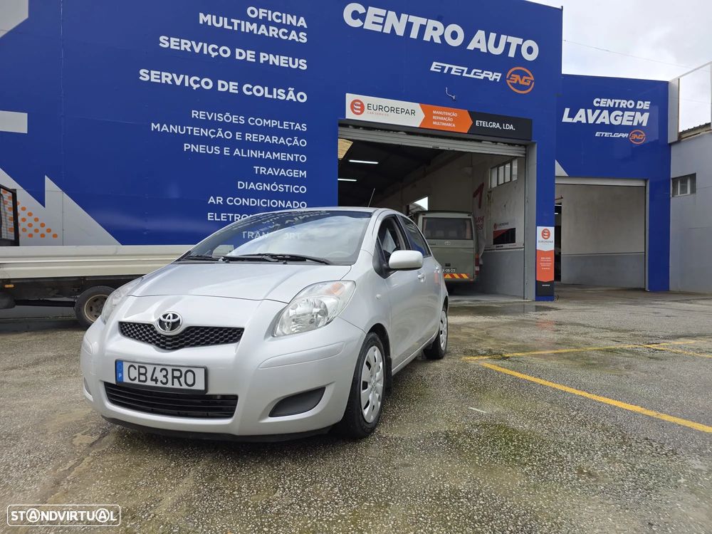 Toyota Yaris 1.4 D-4D Executive - 25