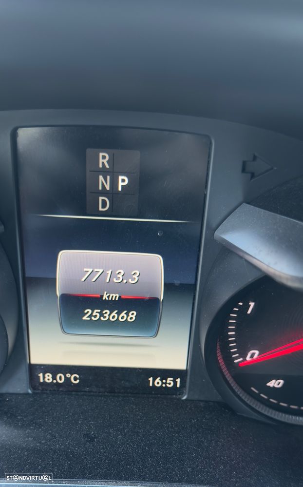 Mercedes-Benz GLC 250 d Coupé AMG Line 4-Matic - 11