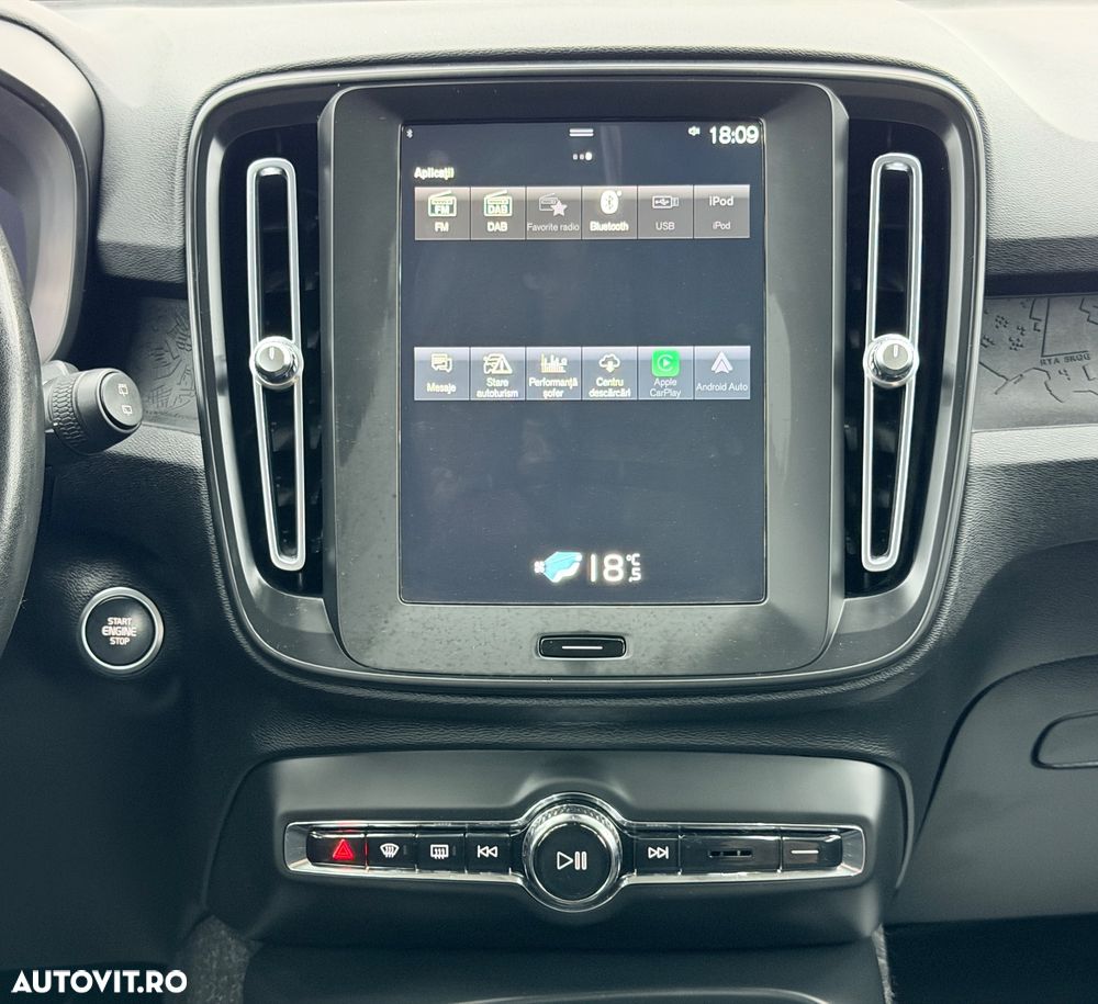 Volvo XC 40 T2 Momentum Core - 31