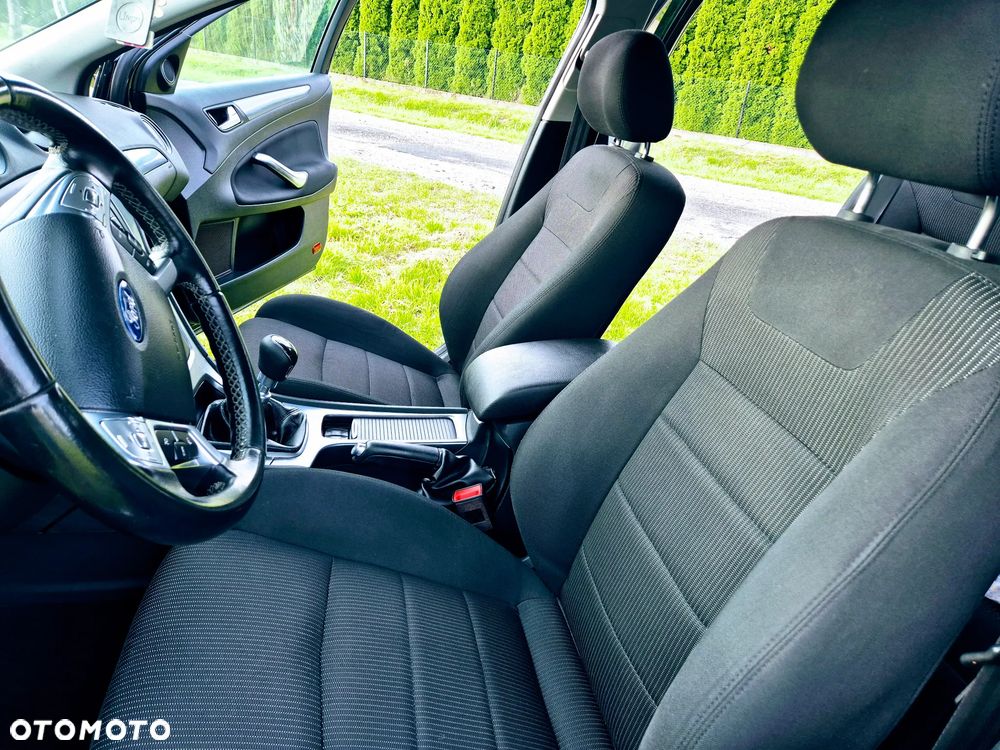 Ford Mondeo 2.0 TDCi Business Edition - 13