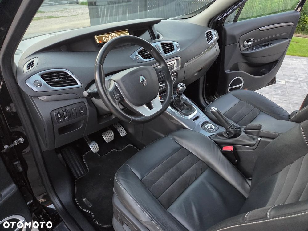 Renault Scenic Energy TCe 130 S&S Xmod Bose Edition - 28