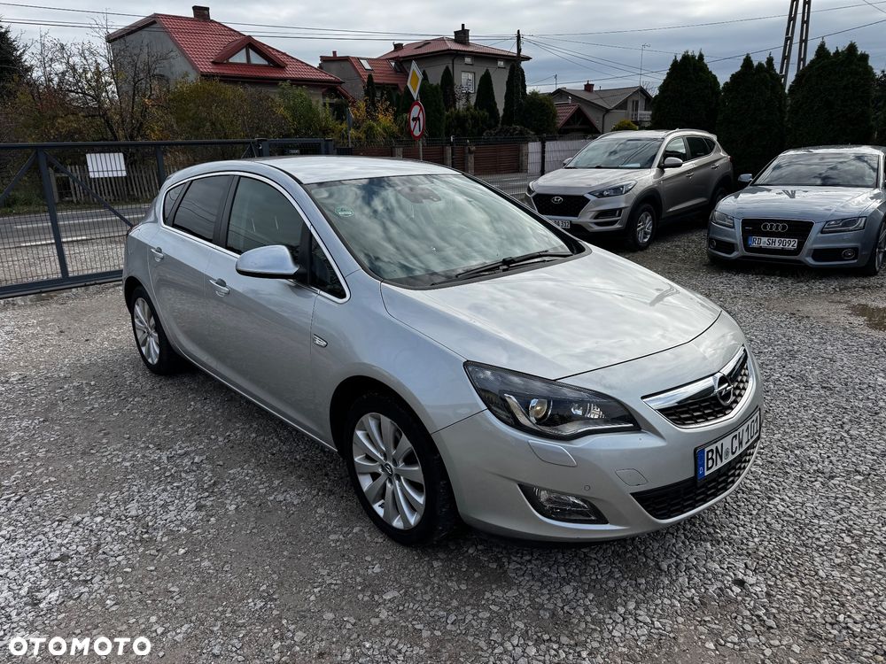Opel Astra 1.4 Turbo Cosmo - 3