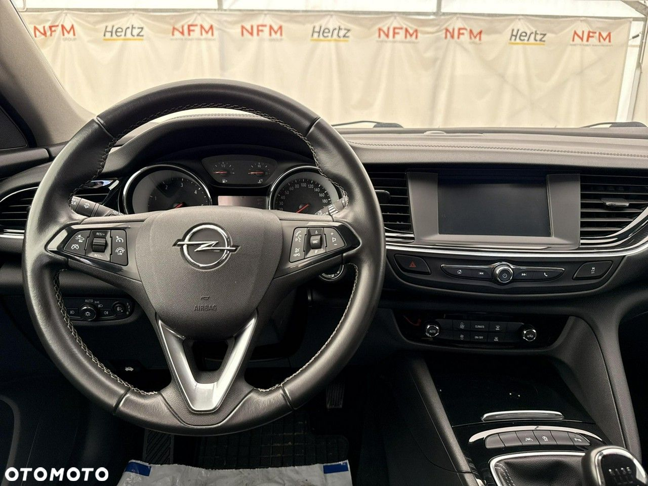 Opel Insignia - 14