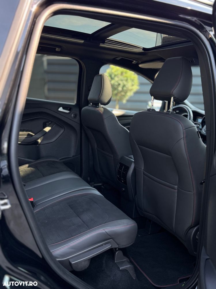 Ford Kuga 1.5 EcoBoost 2x4 ST-Line - 10