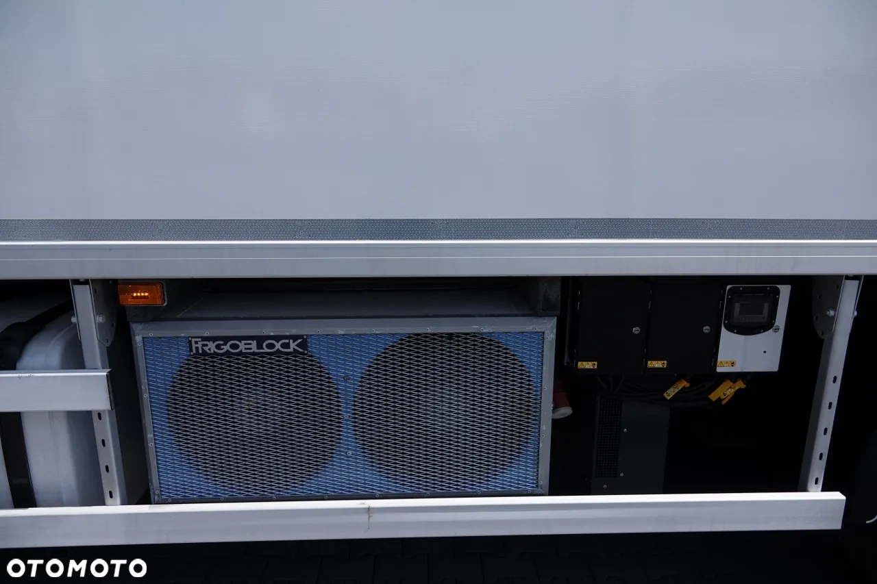Scania P 410 / 6X2 / CHŁODNIA / SLÓWKA  / Agregat THERMO KING -  FRIGO BLOCK / 2X WINDA ZAŁADOWCZA / MUTITEMPERATURA/ OŚ PODNOSZONA PO ZŁOTYM KONTRAKCIE SERWISOWYM - 21