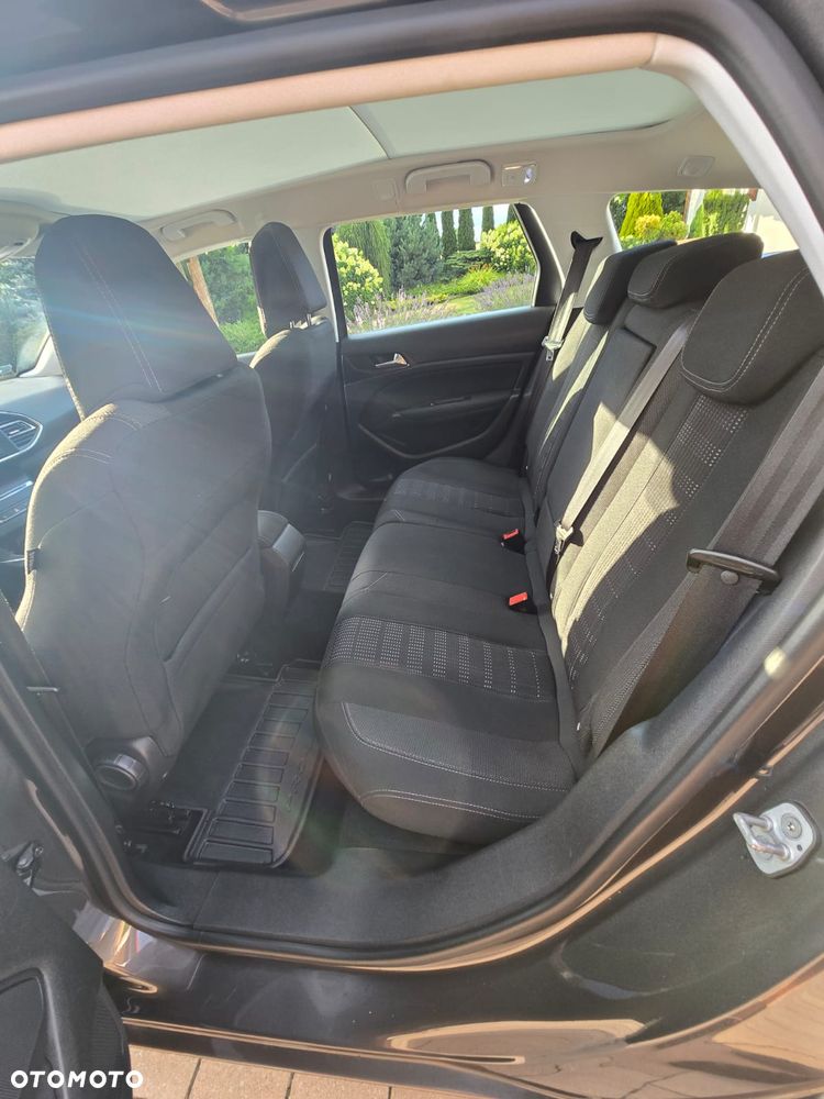 Peugeot 308 1.6 BlueHDi Active S&S - 11