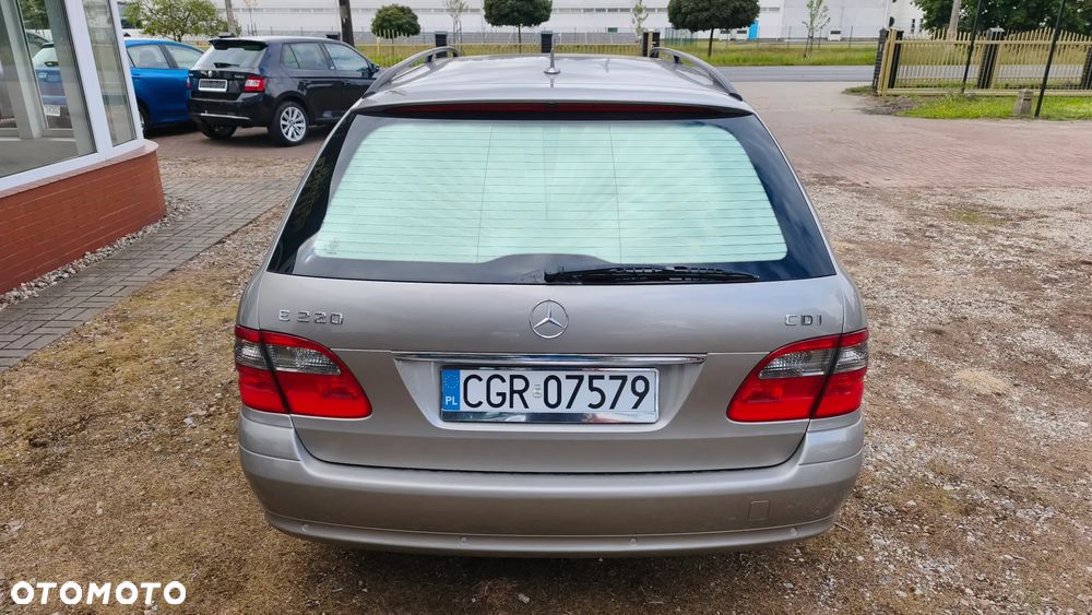 Mercedes-Benz Klasa E - 11