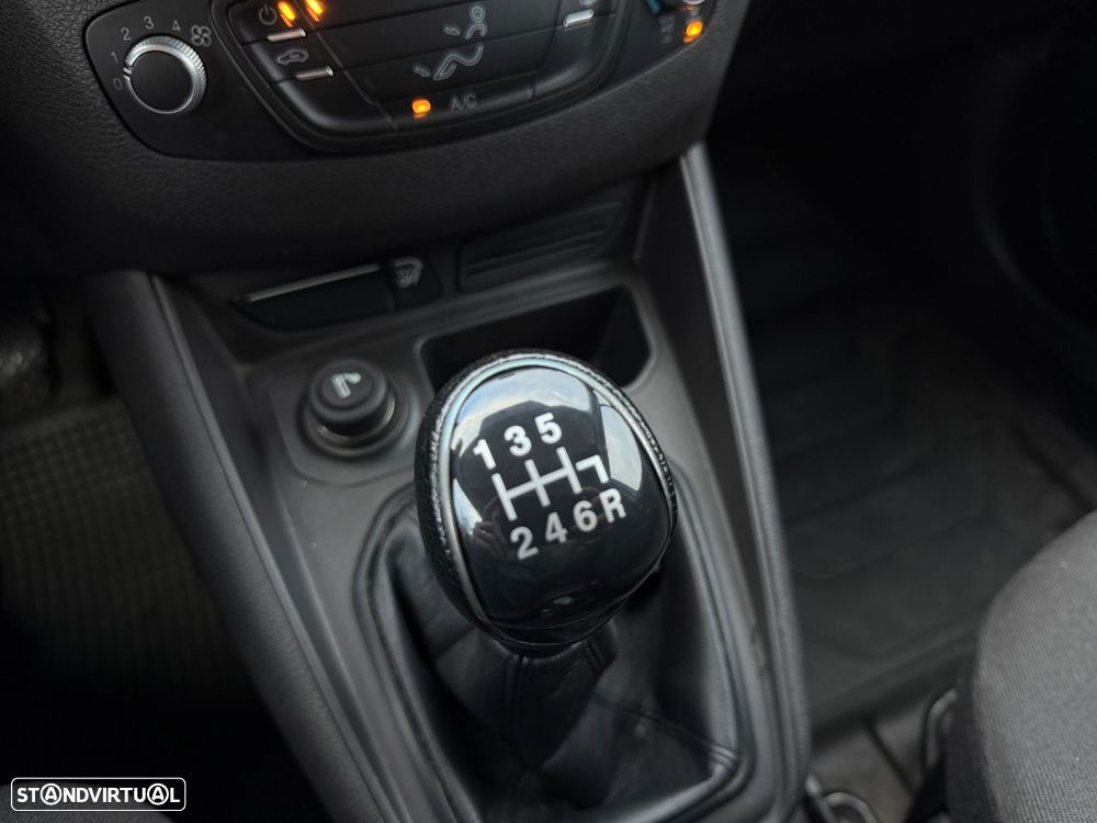 Ford TRANSIT COURIER 1.5TDCI C/IVA 100cvs NACIONAL - 10