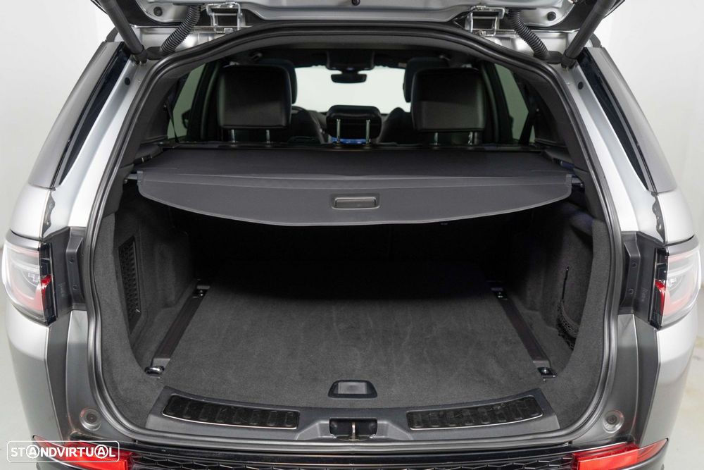 Land Rover Discovery Sport 1.5 I3 P300e AWD R-Dynamic - 23