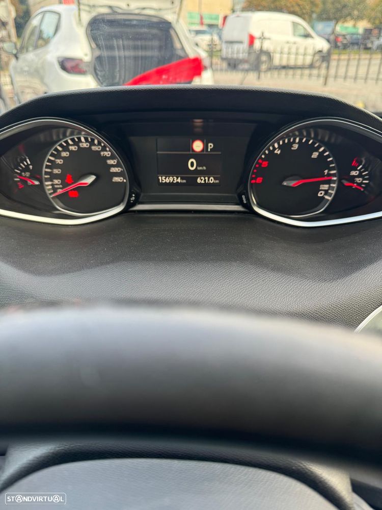 Peugeot 308 SW BlueHDi 130 EAT8 Style - 13