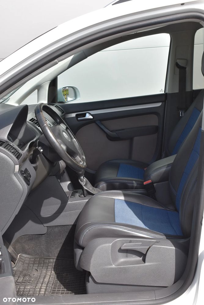 Volkswagen Touran 1.4 TSI Cross - 9