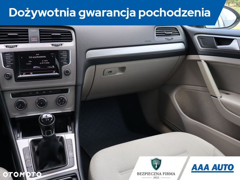 Volkswagen Golf Variant - 10