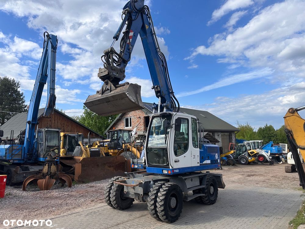 Liebherr A 900 C - 8