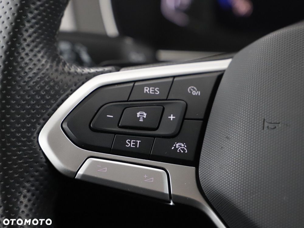 Volkswagen Passat Alltrack - 19